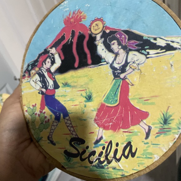 Sicilian hand percussion vintage
Hand made in Sicily - Picture 3 of 8